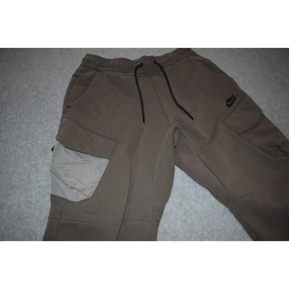 Nike Gym Sweat Pants Joggers Mens Size Small Pockets Tapered Performance - Picture 5 of 7
